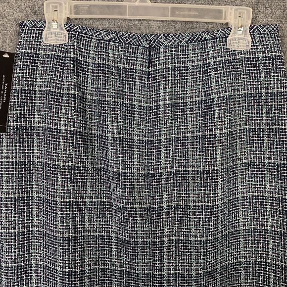 Tahari Woven Skirt NWT Size 6 Navy Cabana Multi-Color Kick Pleat Zip Back - Picture 6 of 11